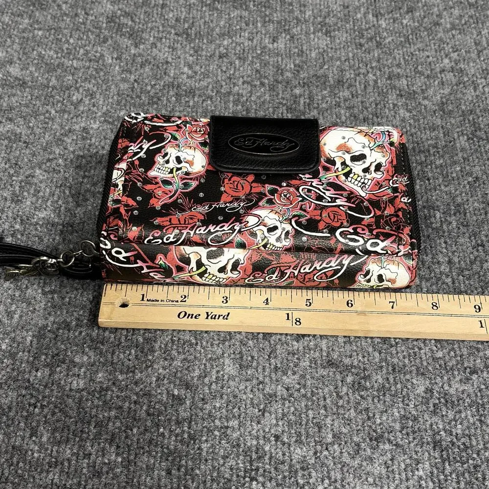 Ed Hardy Wallet Wristlet Womens One Size Black Skull Rose Tattoo Zip Around
